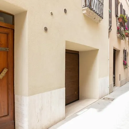 Opio 60 Montepulciano Stazione